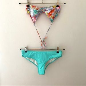 Victoria’s Secret bikini swimsuit 2 pieces top and bottom
